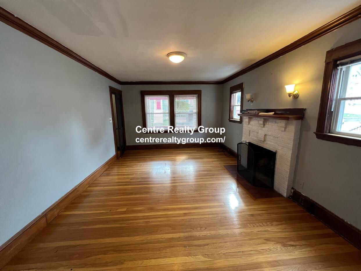 30 Slade St, Belmont