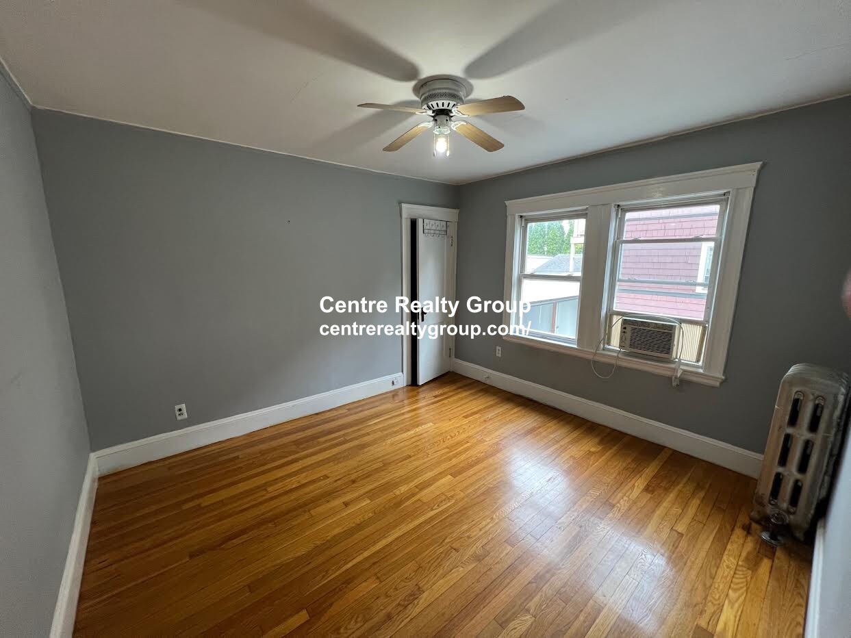 30 Slade St, Belmont