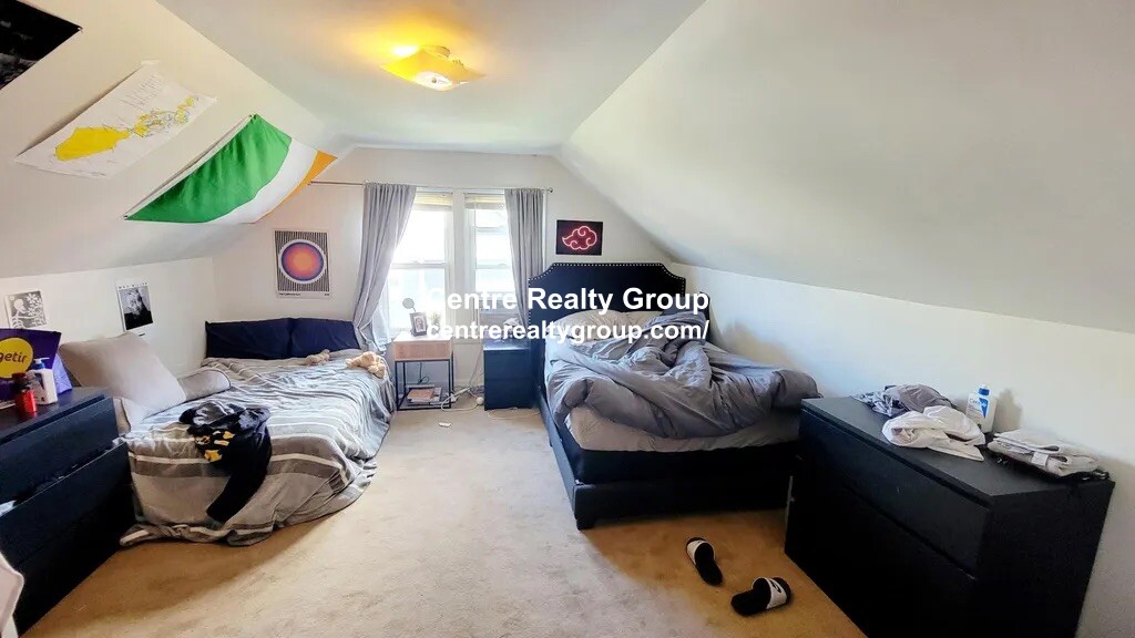 21 Sunset Rd, West Somerville