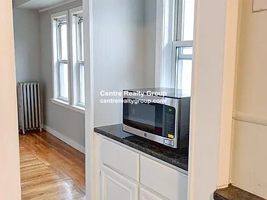 58-60 Buzzell Ln, Tufts University