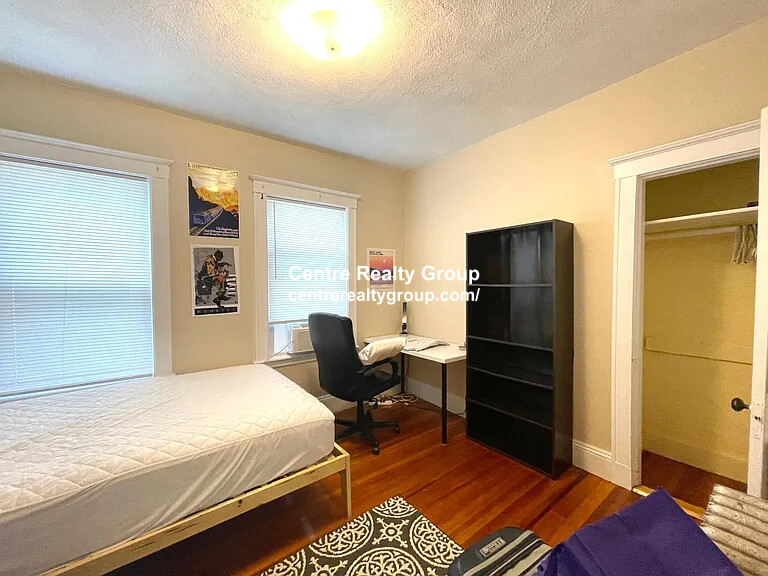 63-65 Frederick Ave, Tufts University