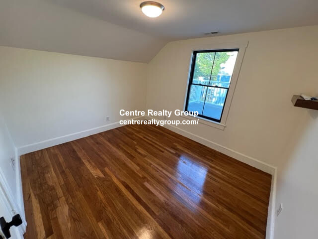 769 Watertown St, West Newton