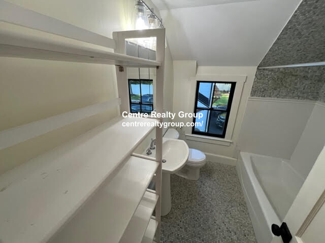 769 Watertown St, West Newton