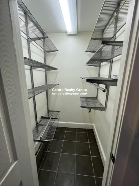 769 Watertown St, West Newton