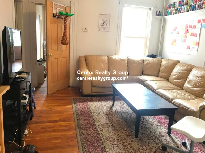 15 Curtis Ave, West Somerville