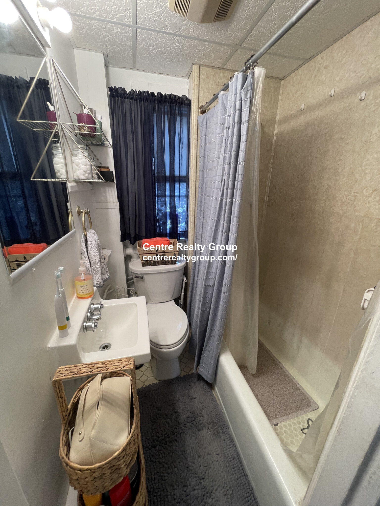 17 Abbott St, Newton Lower Falls