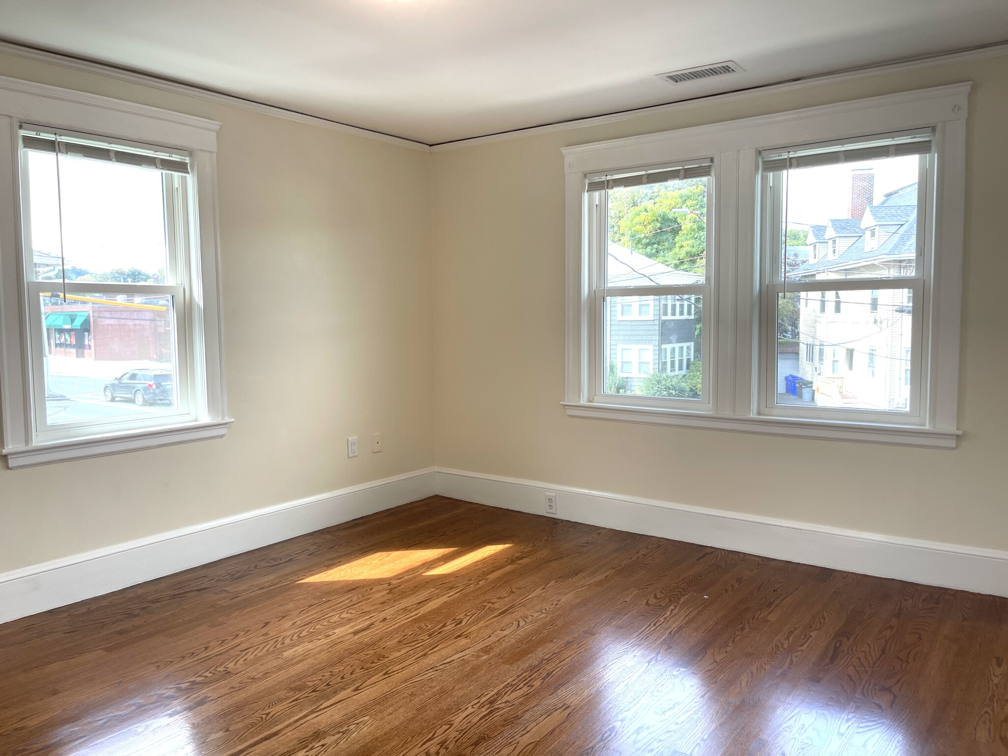 224 Faneuil St, Brighton