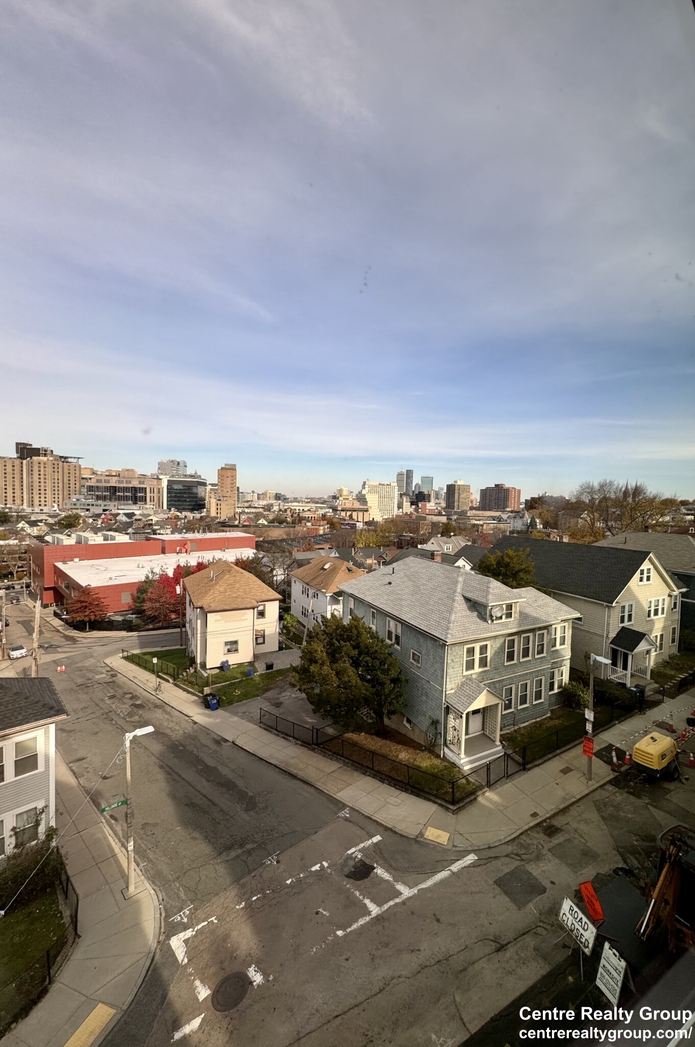 180 Hillside St, Mission Hill