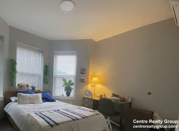 100 Hemenway St, Fenway