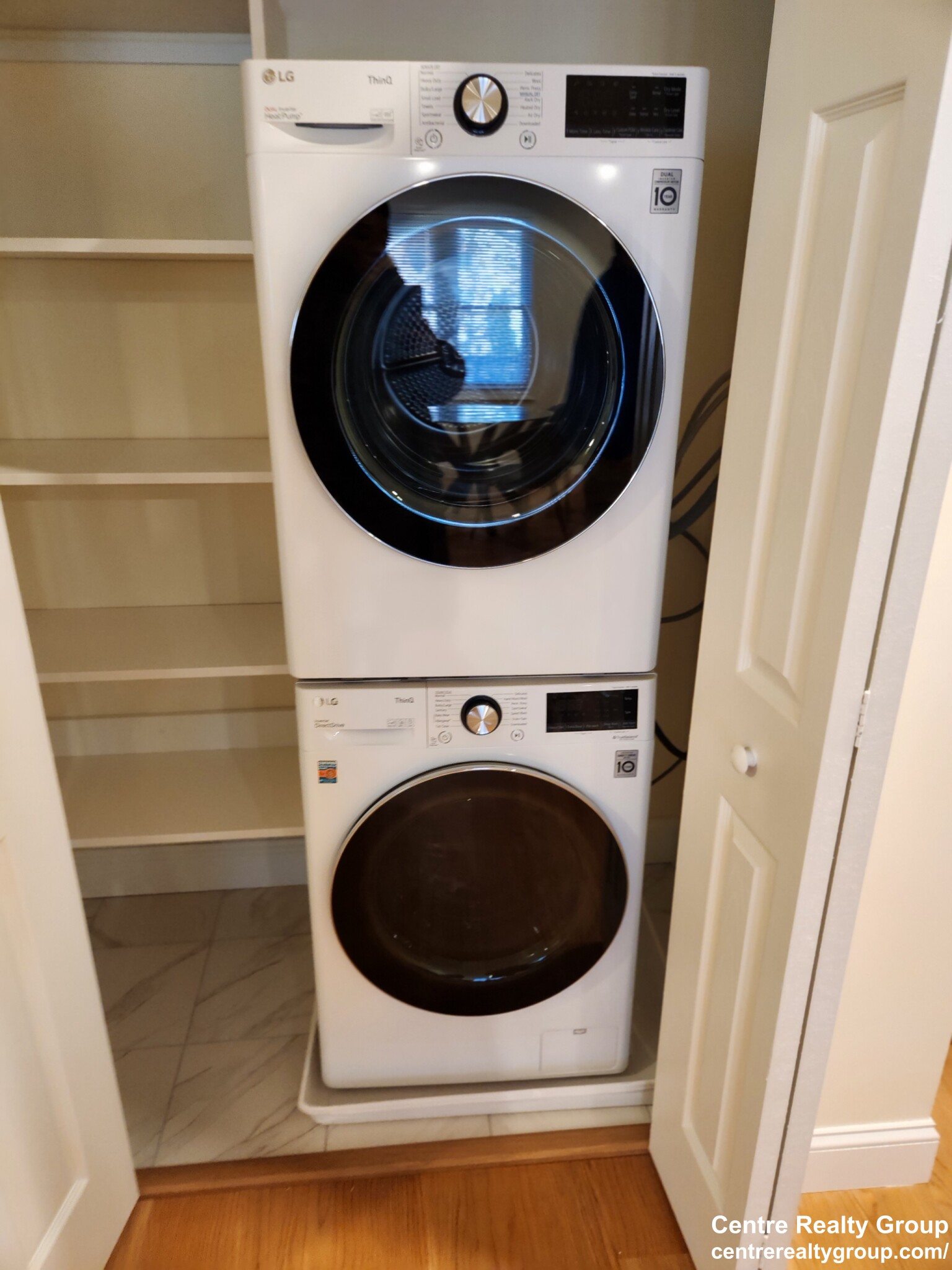 55 Waterfall Dr, Canton