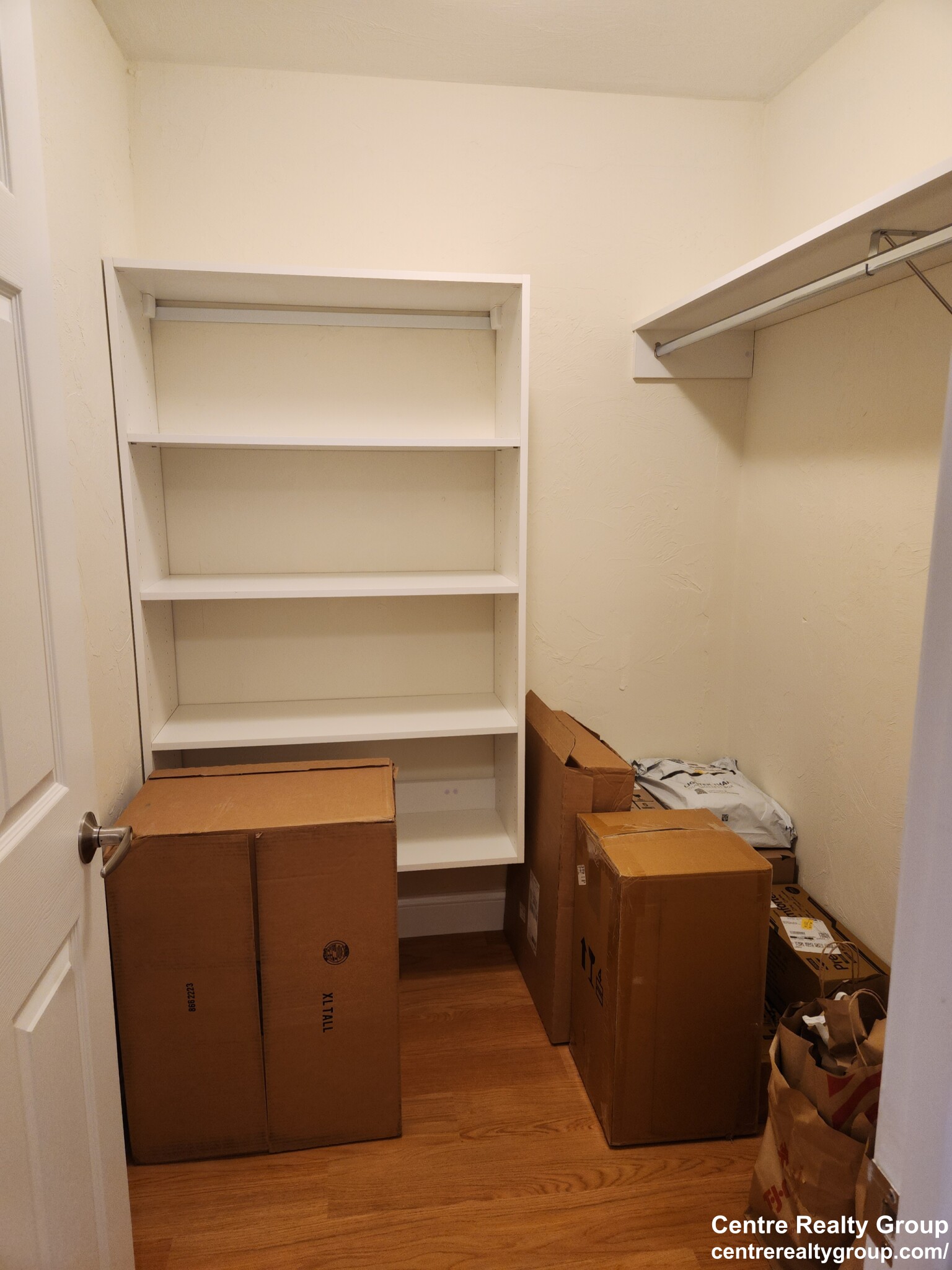 55 Waterfall Dr, Canton