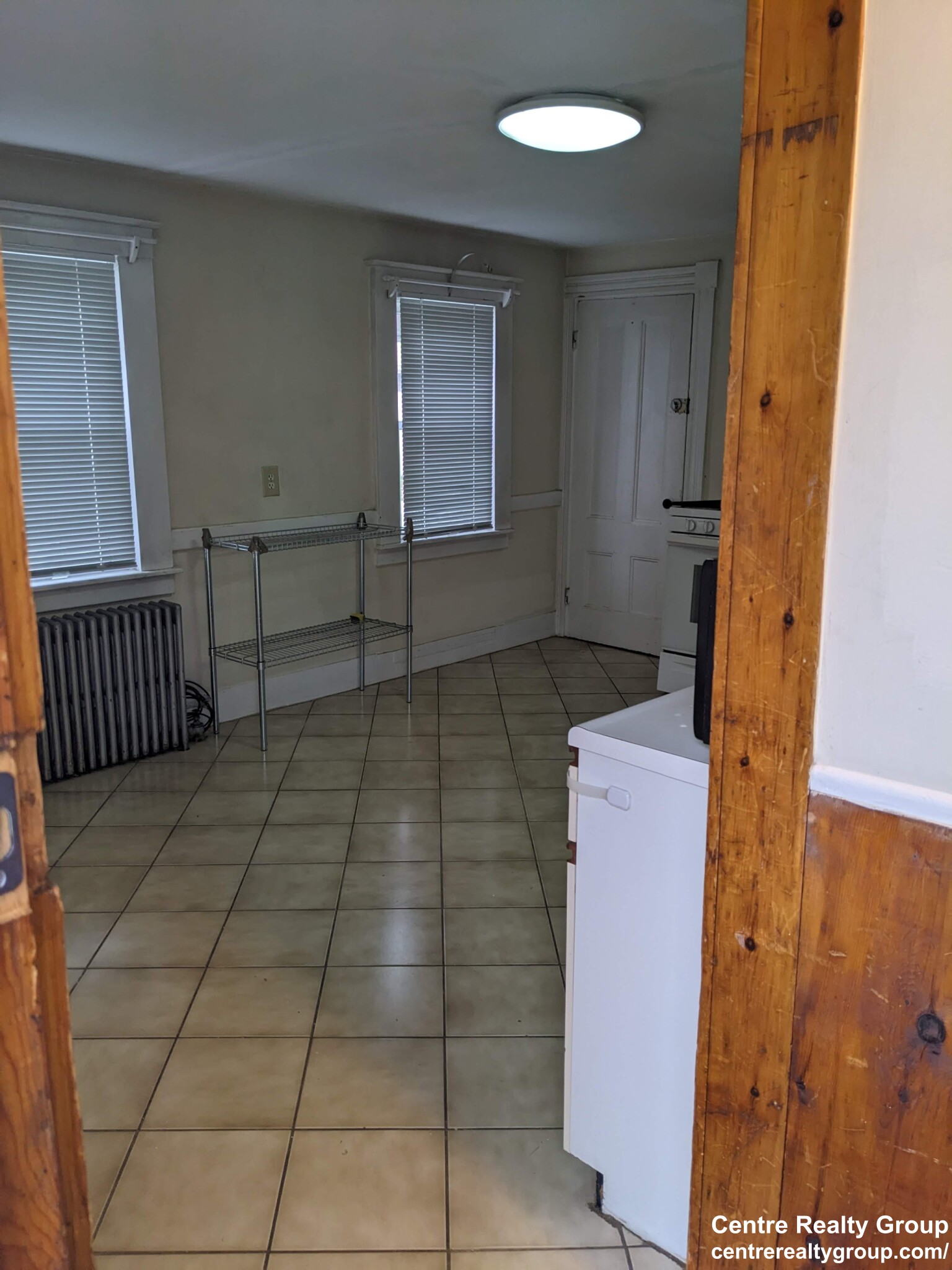 35 Middle St, Newtonville