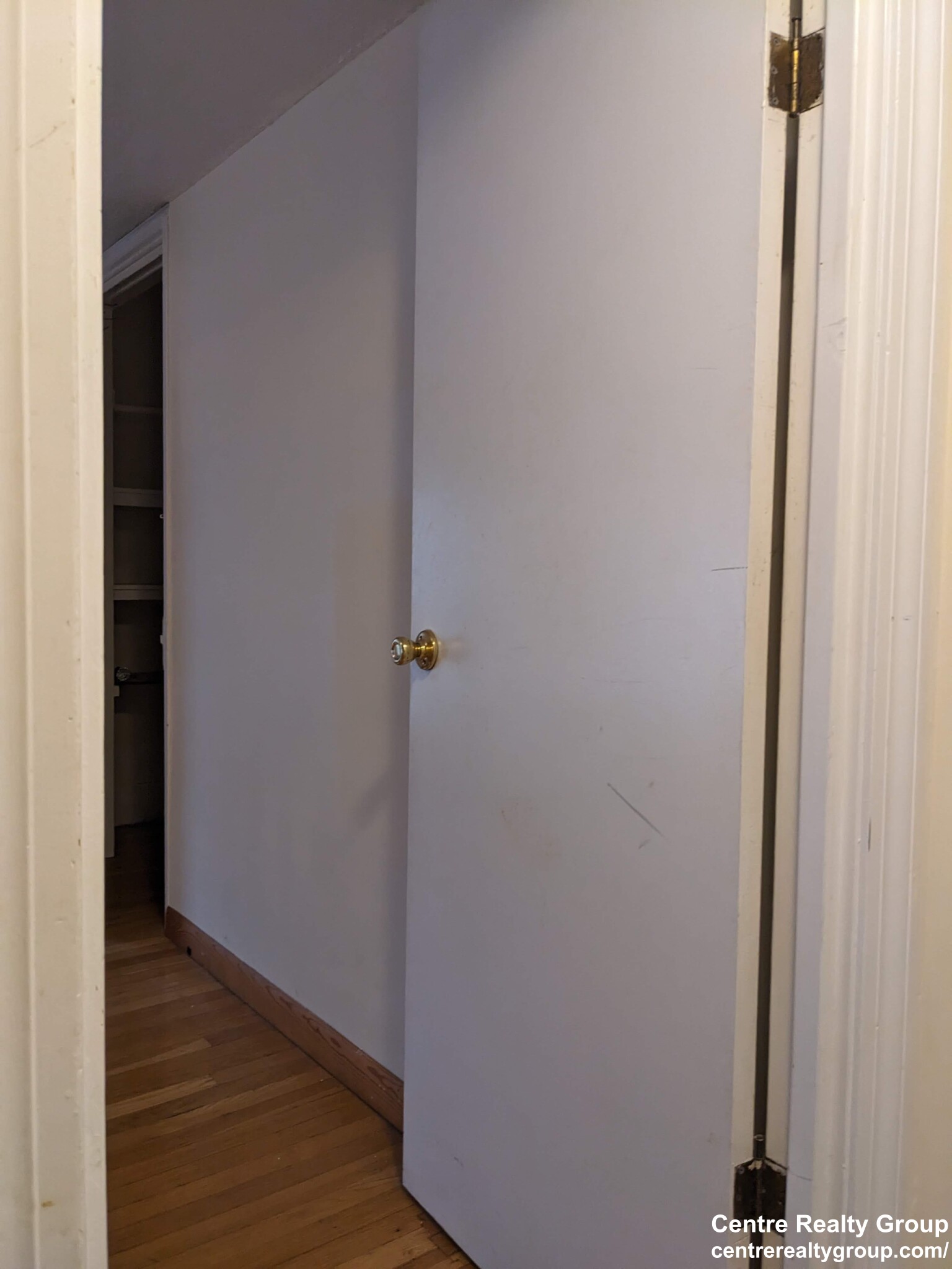 35 Middle St, Newtonville