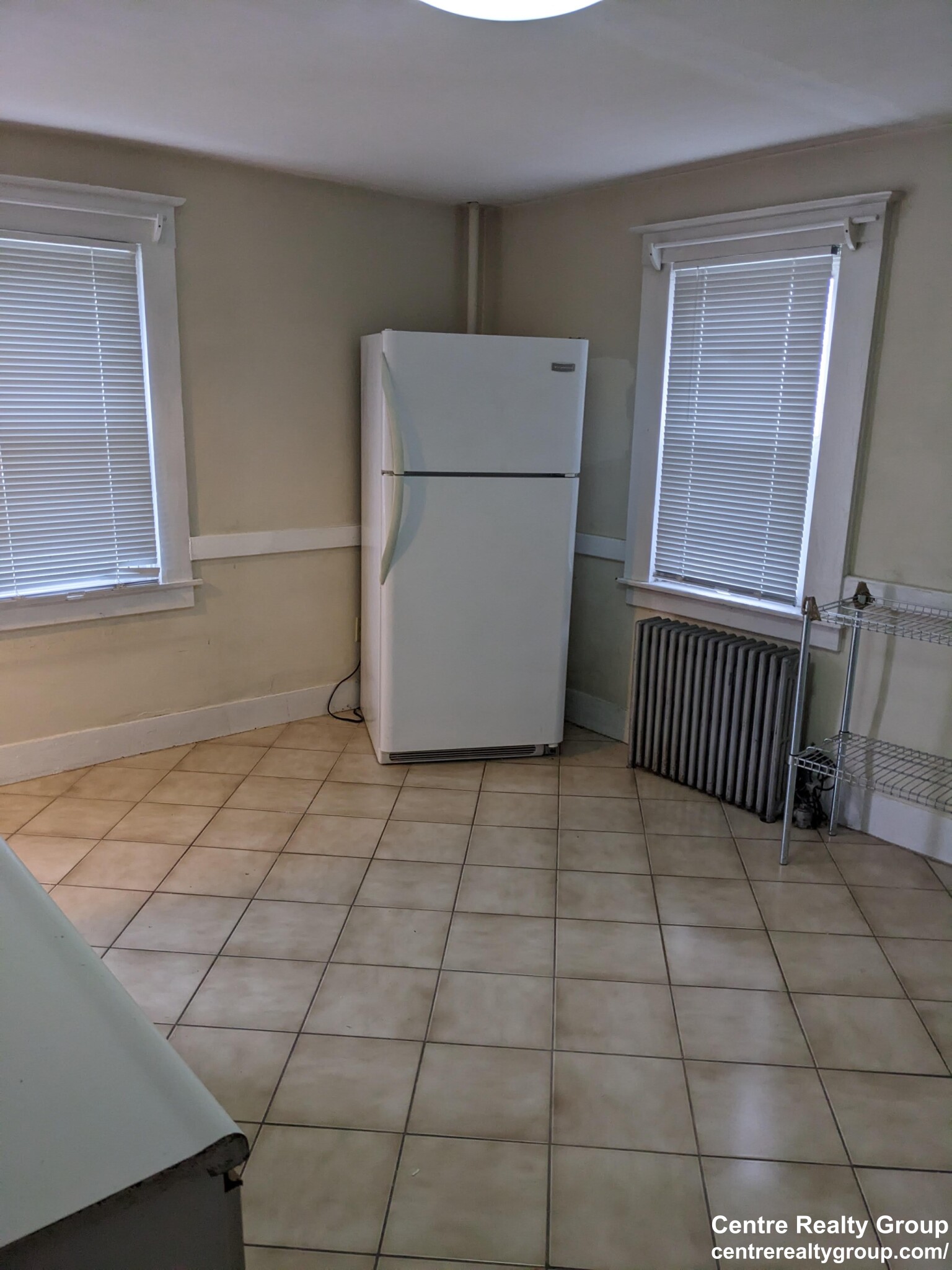 35 Middle St, Newtonville