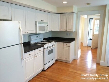 15 Beech St, Nonantum