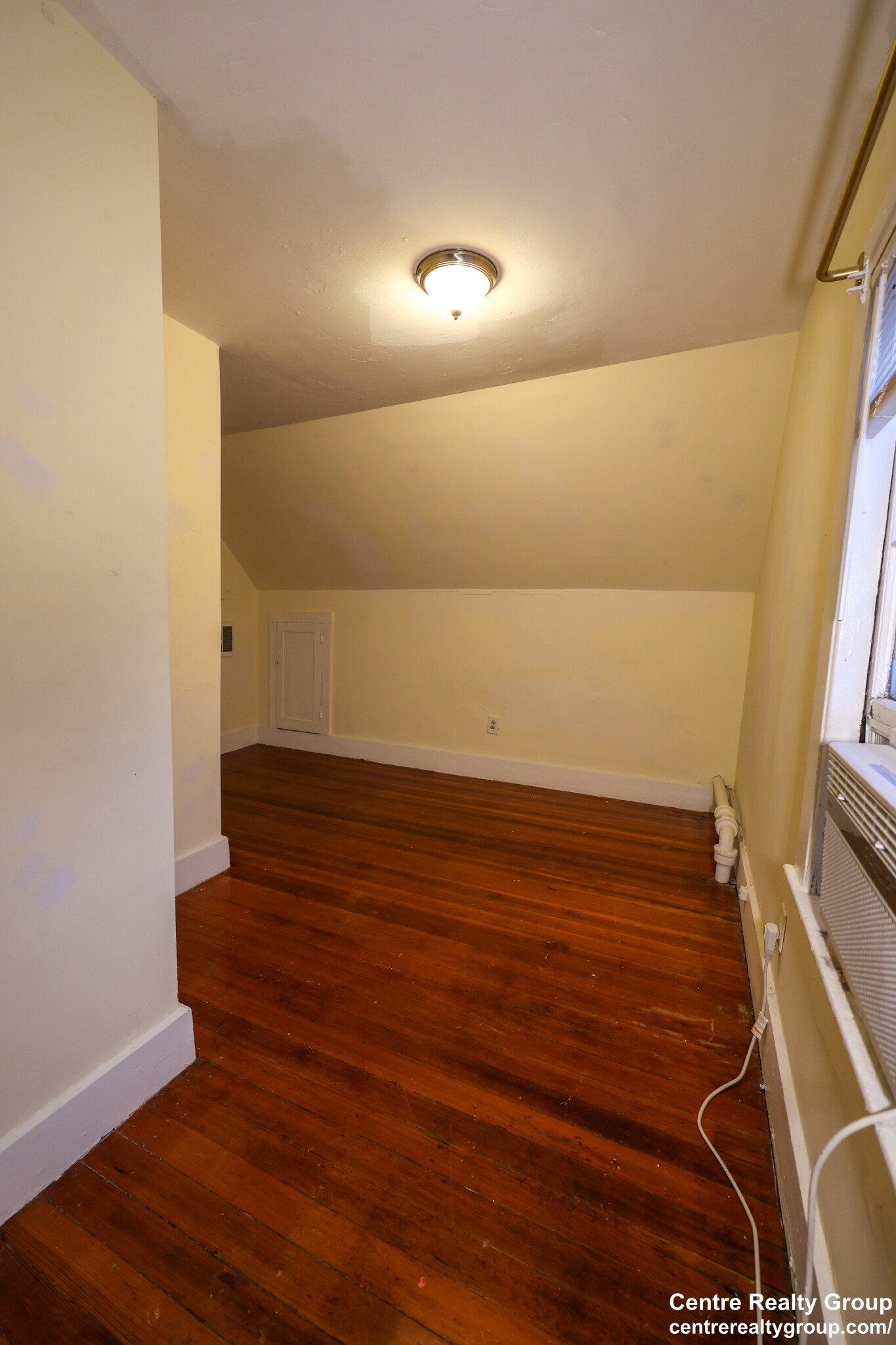 12 Braemore, Brighton