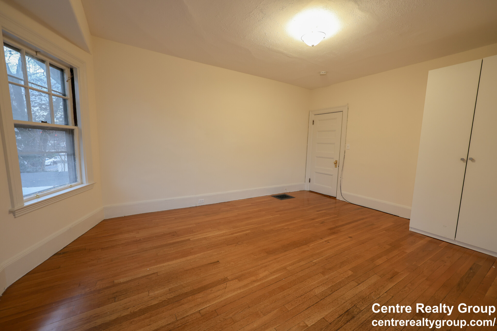 12 Braemore, Brighton