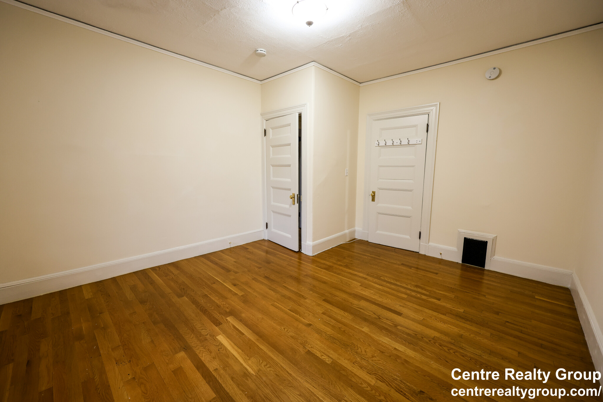 12 Braemore, Brighton