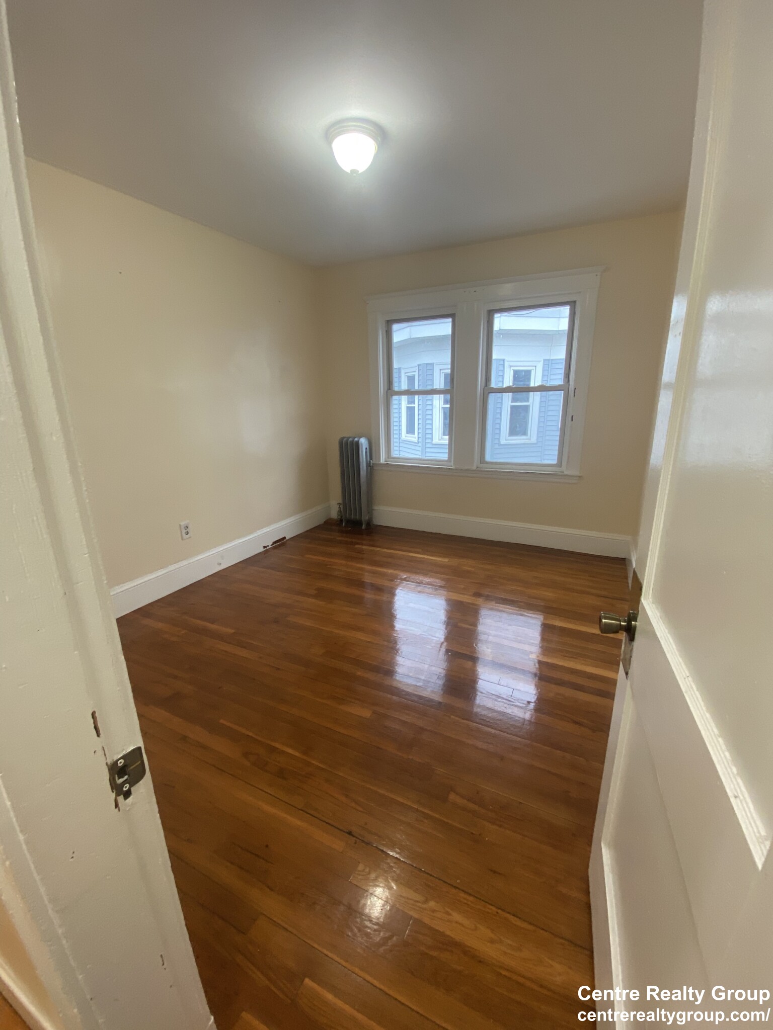 4049 Washington St, Roslindale