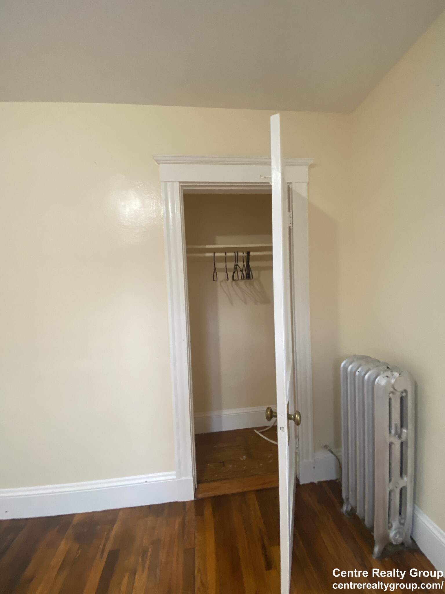 4049 Washington St, Roslindale