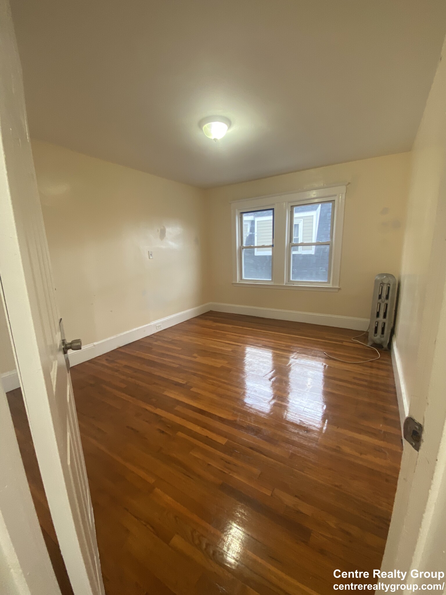 4049 Washington St, Roslindale