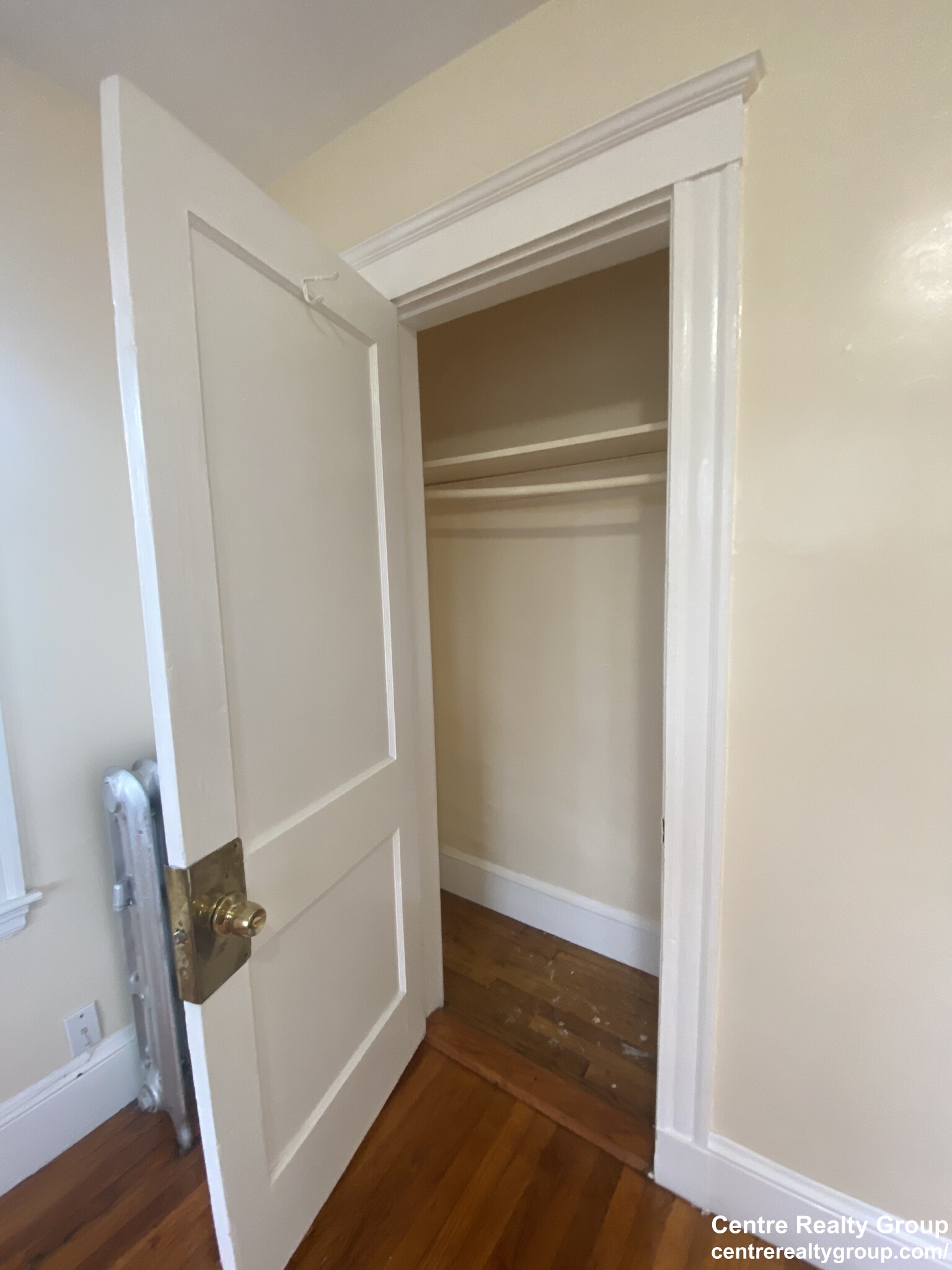 4049 Washington St, Roslindale