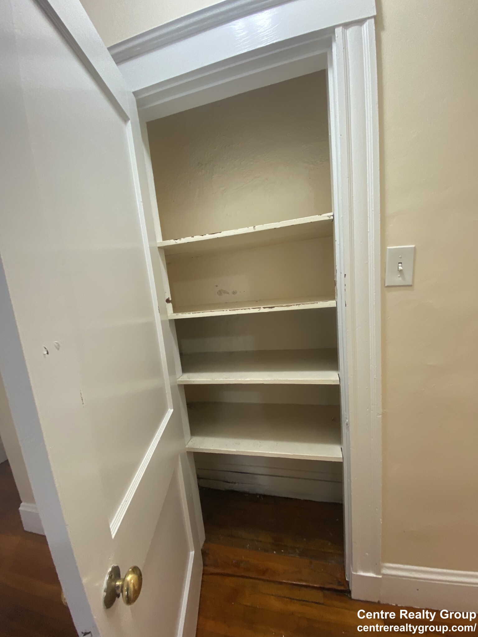 4049 Washington St, Roslindale