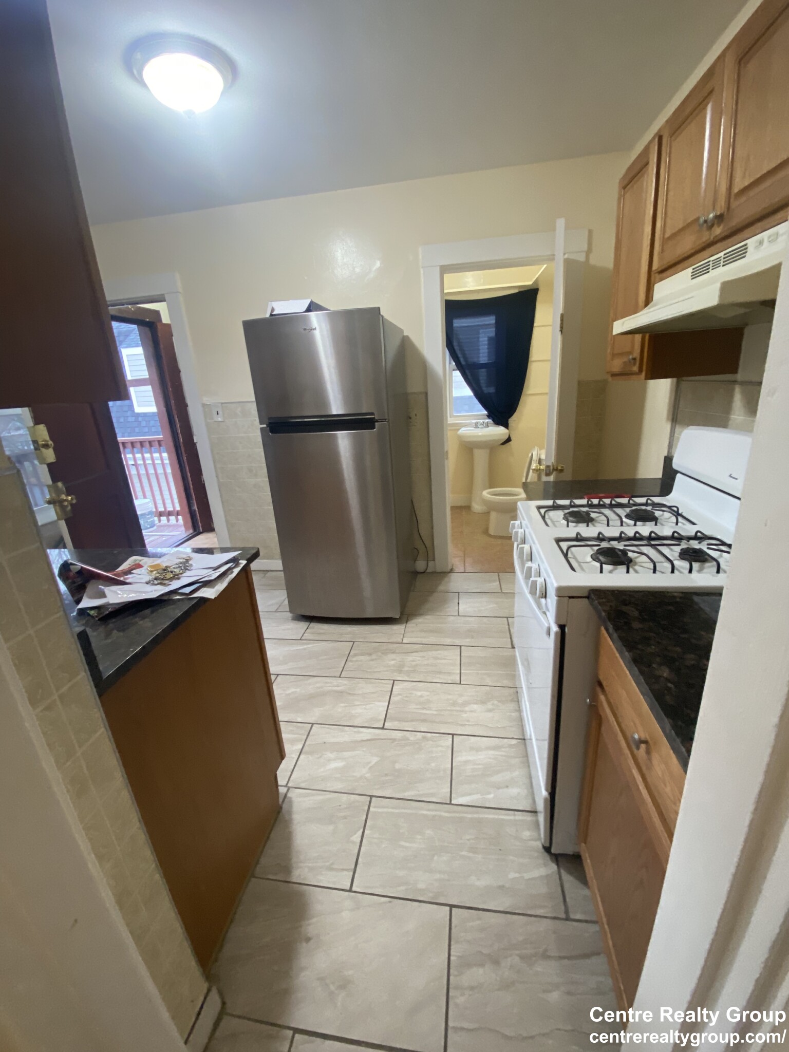 4049 Washington St, Roslindale