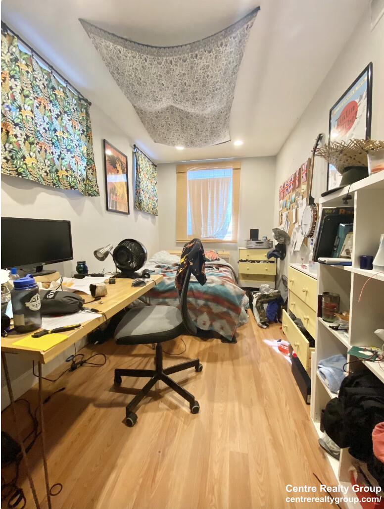 721 Parker St, Mission Hill