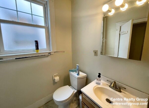 14 Centre St, Cambridgeport