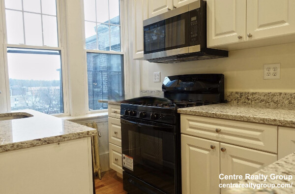 1872 Commonwealth Ave, Brighton