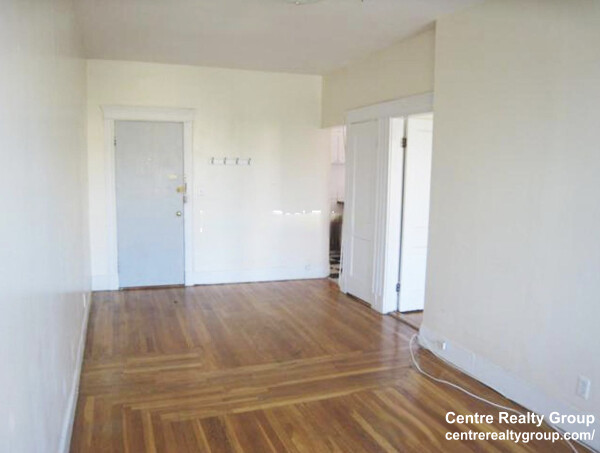 1872 Commonwealth Ave, Brighton