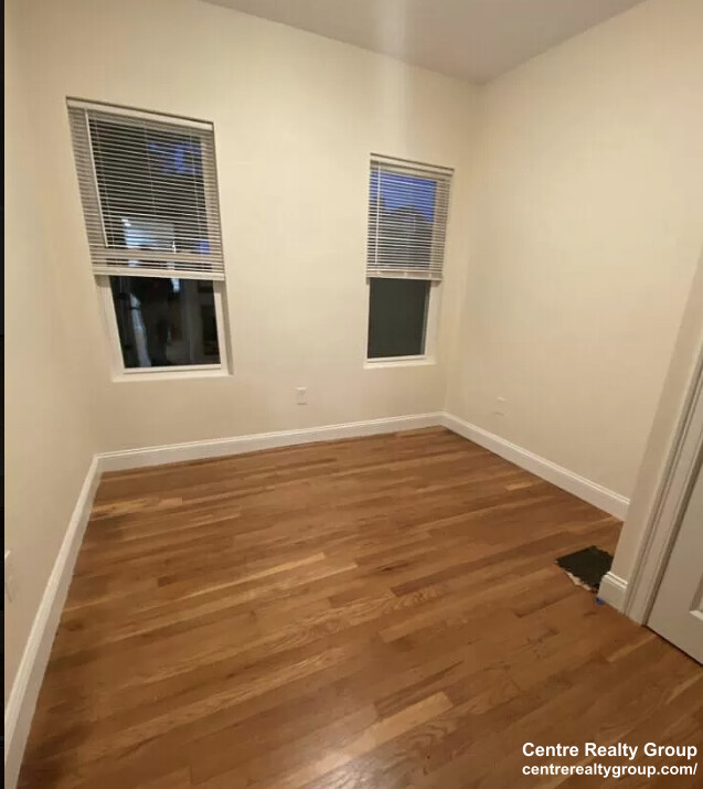 28 Cherry St, Spring Hill