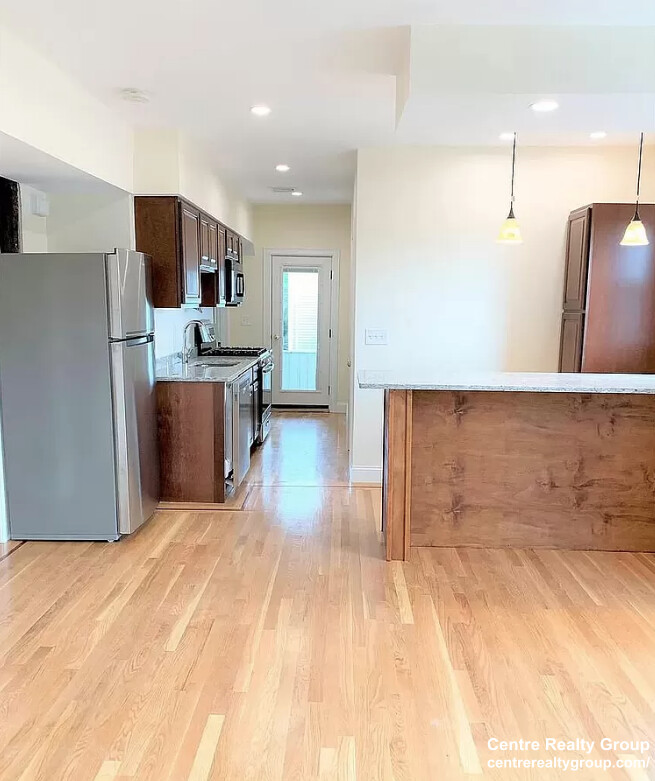 28 Cherry St, Spring Hill