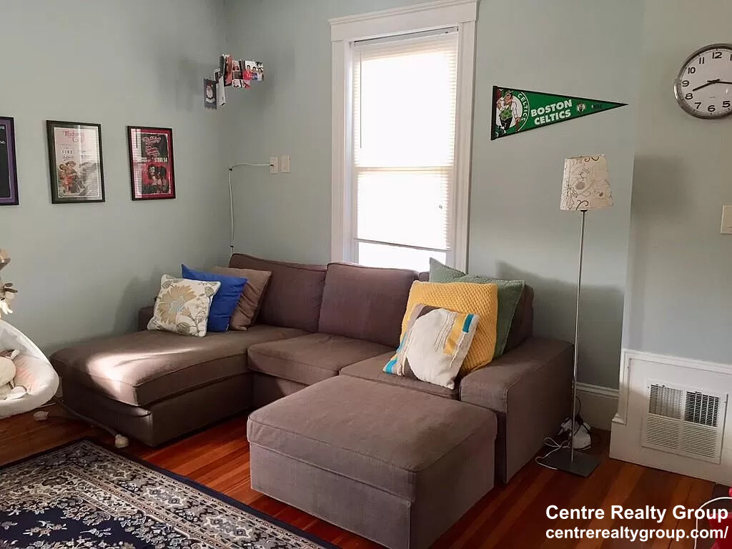 23 Ralph Piteri Ter, Mount Auburn (Watertown)