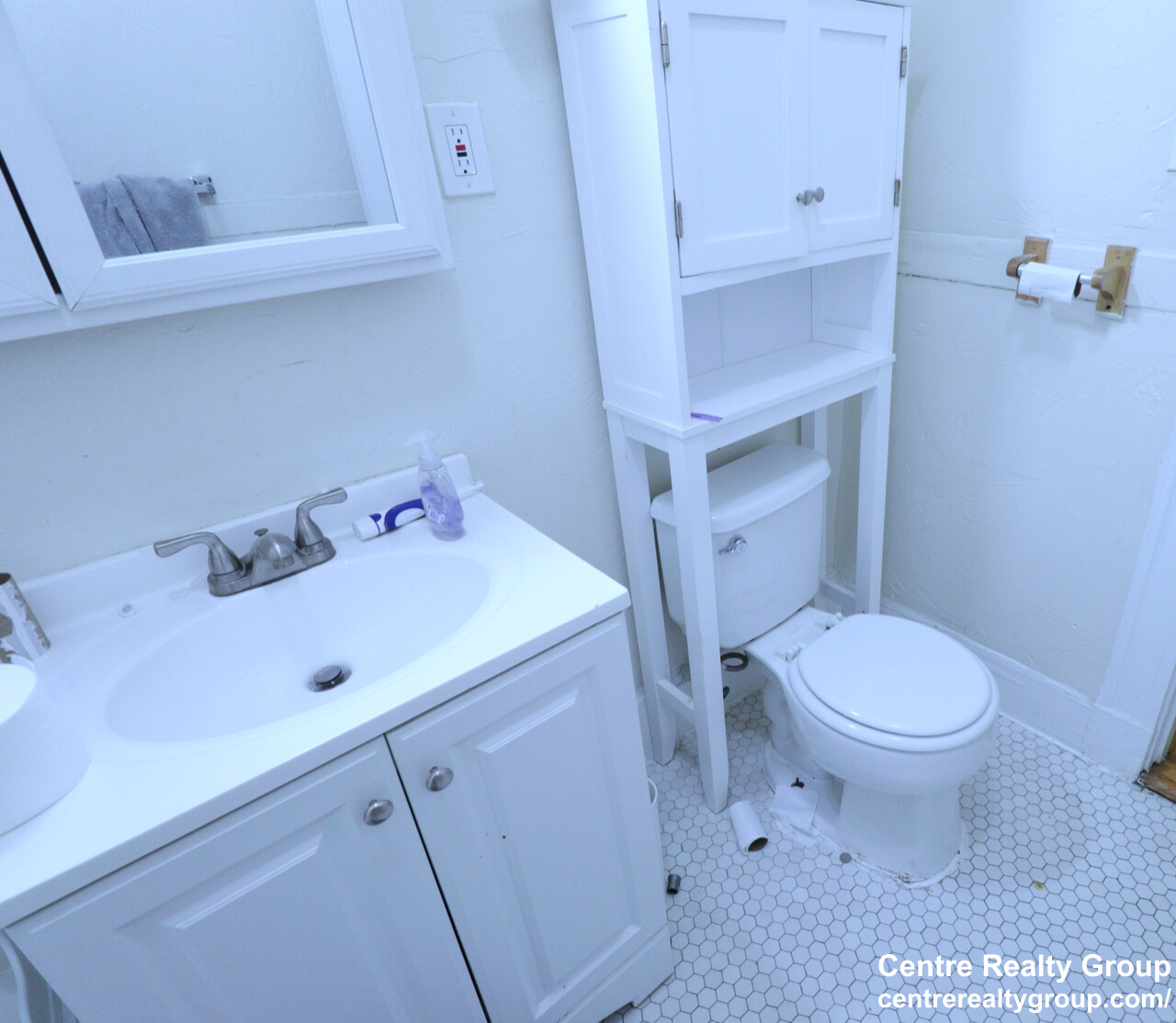 132 Hemenway St, Fenway