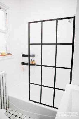 70 Saint Rose St, Jamaica Plain