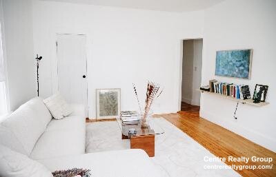 70 Saint Rose St, Jamaica Plain