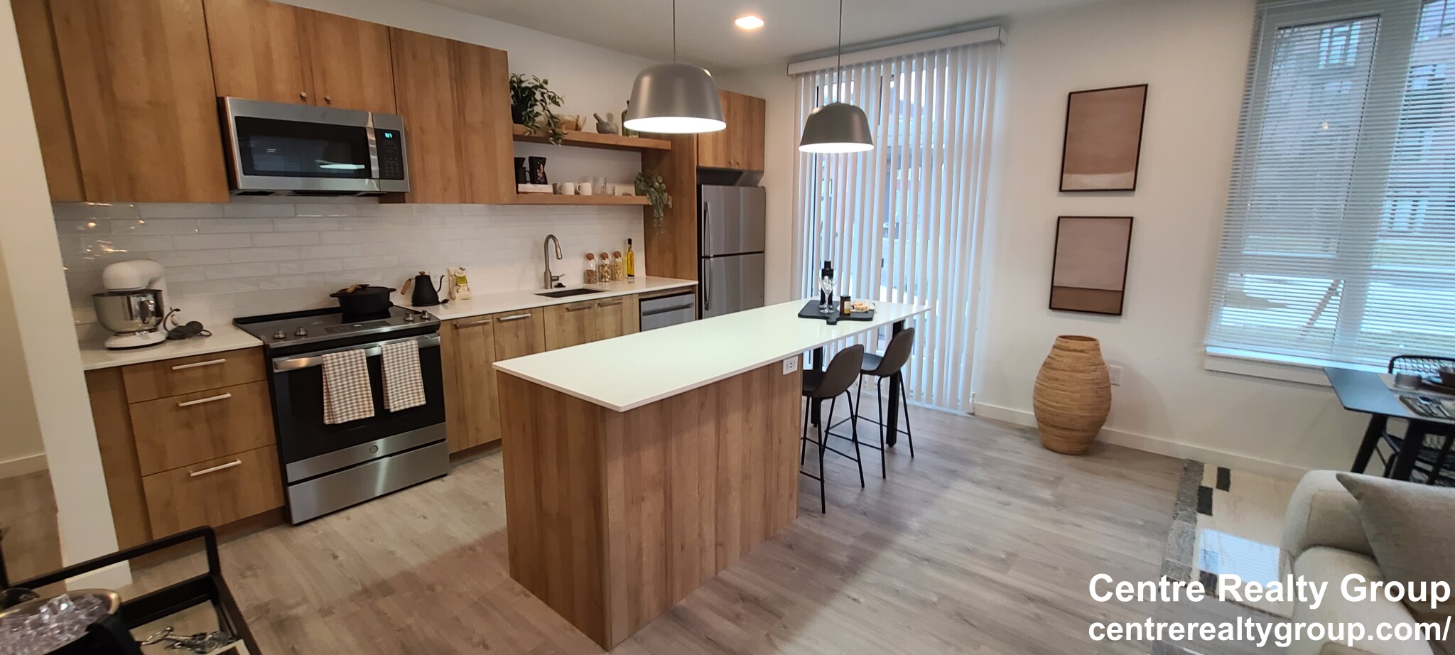 https://ygl-photos.s3.us-west-004.backblazeb2.com/3596W65d0e35323ba0.jpg