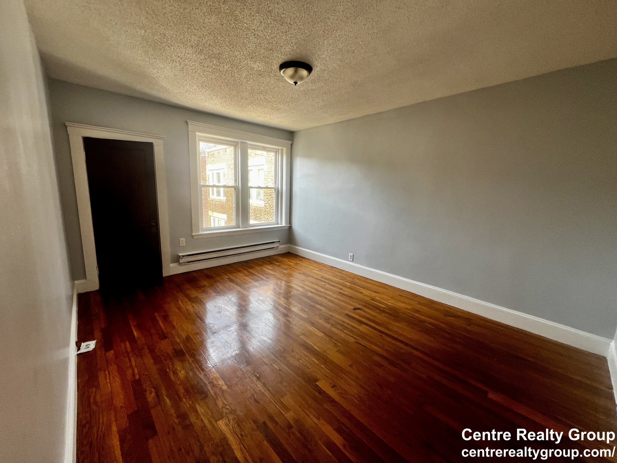 884 Cummins Highway, Mattapan