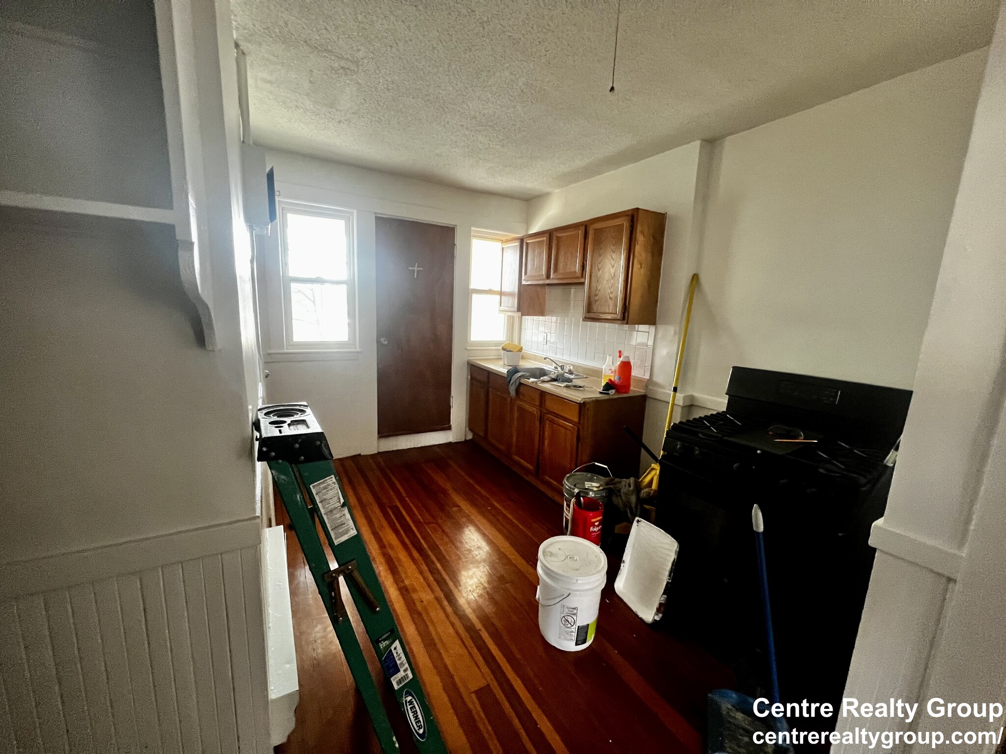 884 Cummins Highway, Mattapan