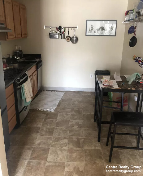 385 Dorchester St, South Boston