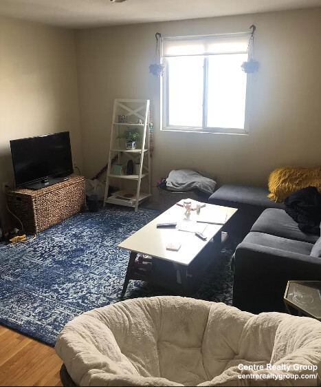 385 Dorchester St, South Boston