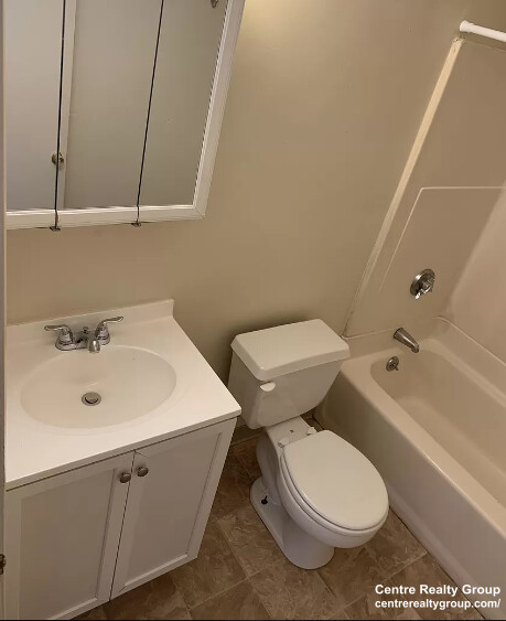 385 Dorchester St, South Boston