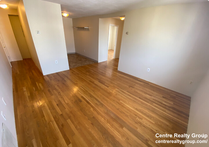 385 Dorchester St, South Boston