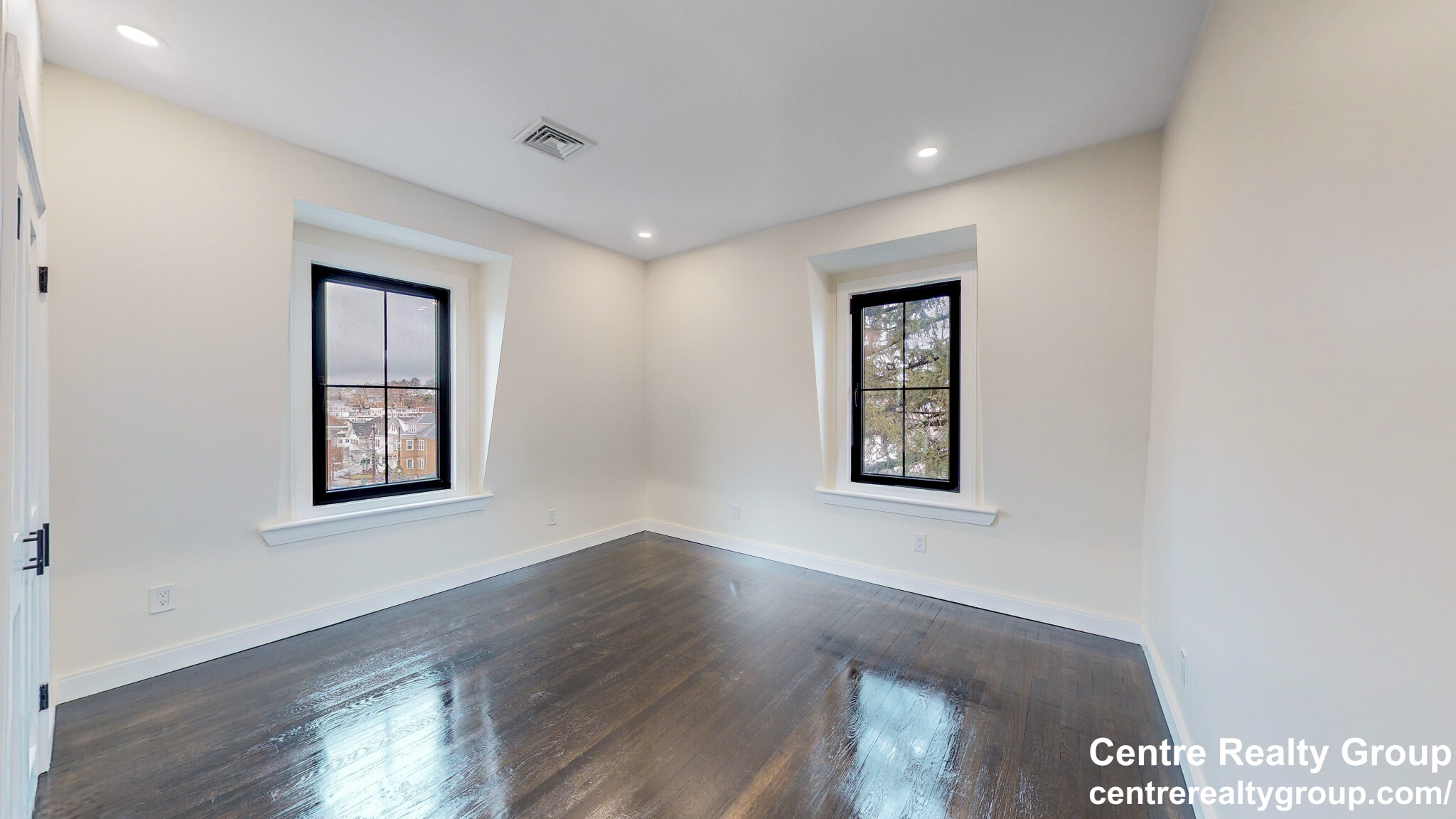 13 Clark Ave, Chelsea