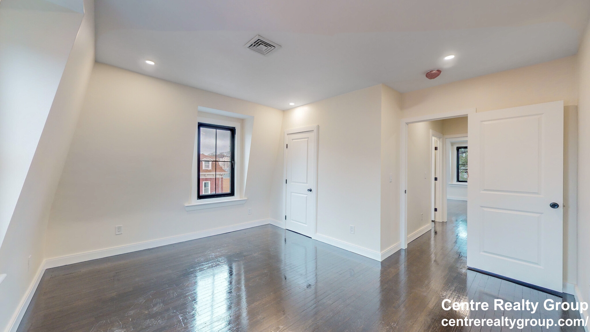 13 Clark Ave, Chelsea