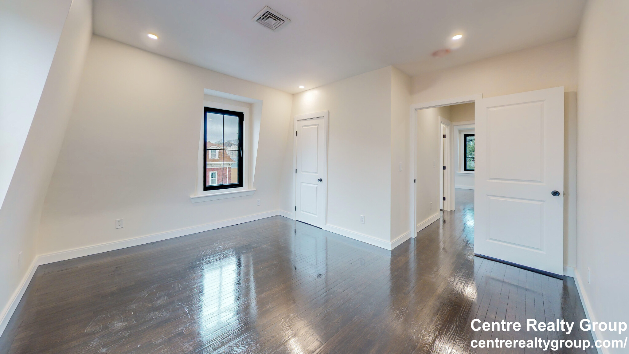 13 Clark Ave, Chelsea