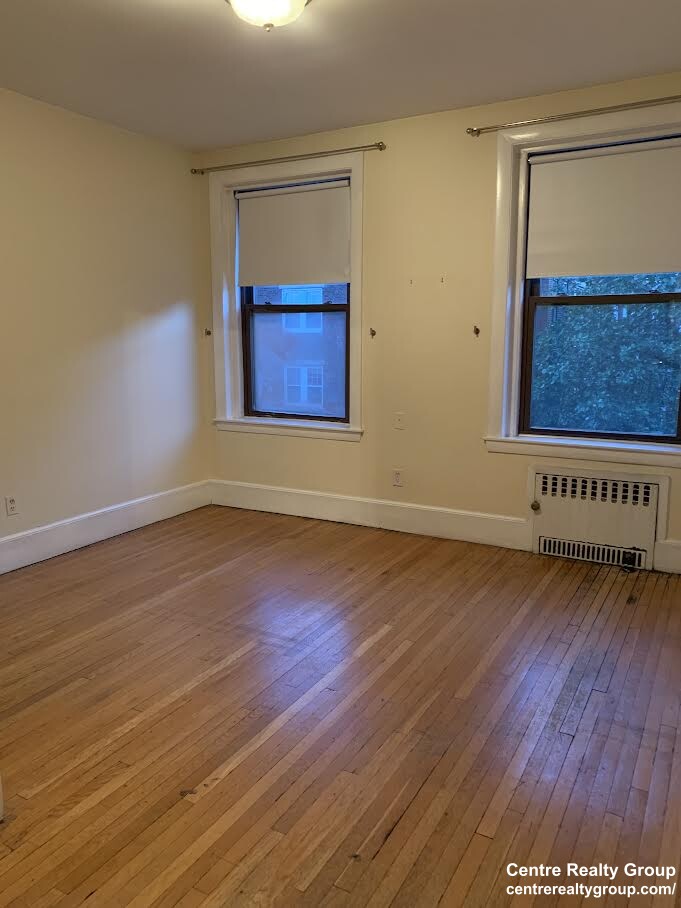 39 Saint Paul St, Coolidge Corner