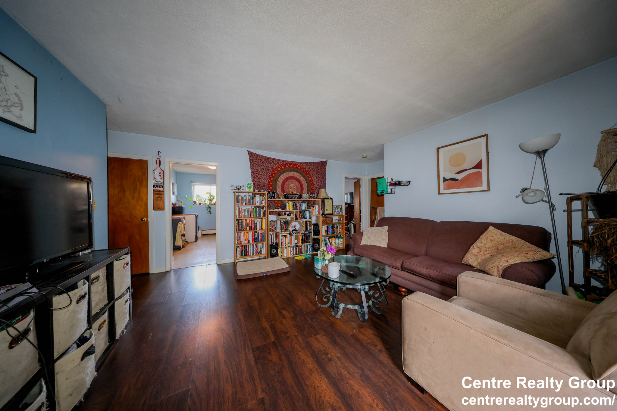 33 Westgate Rd, Chestnut Hill